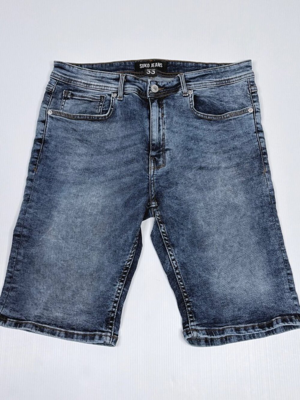 SUKO men's denim shorts size 33